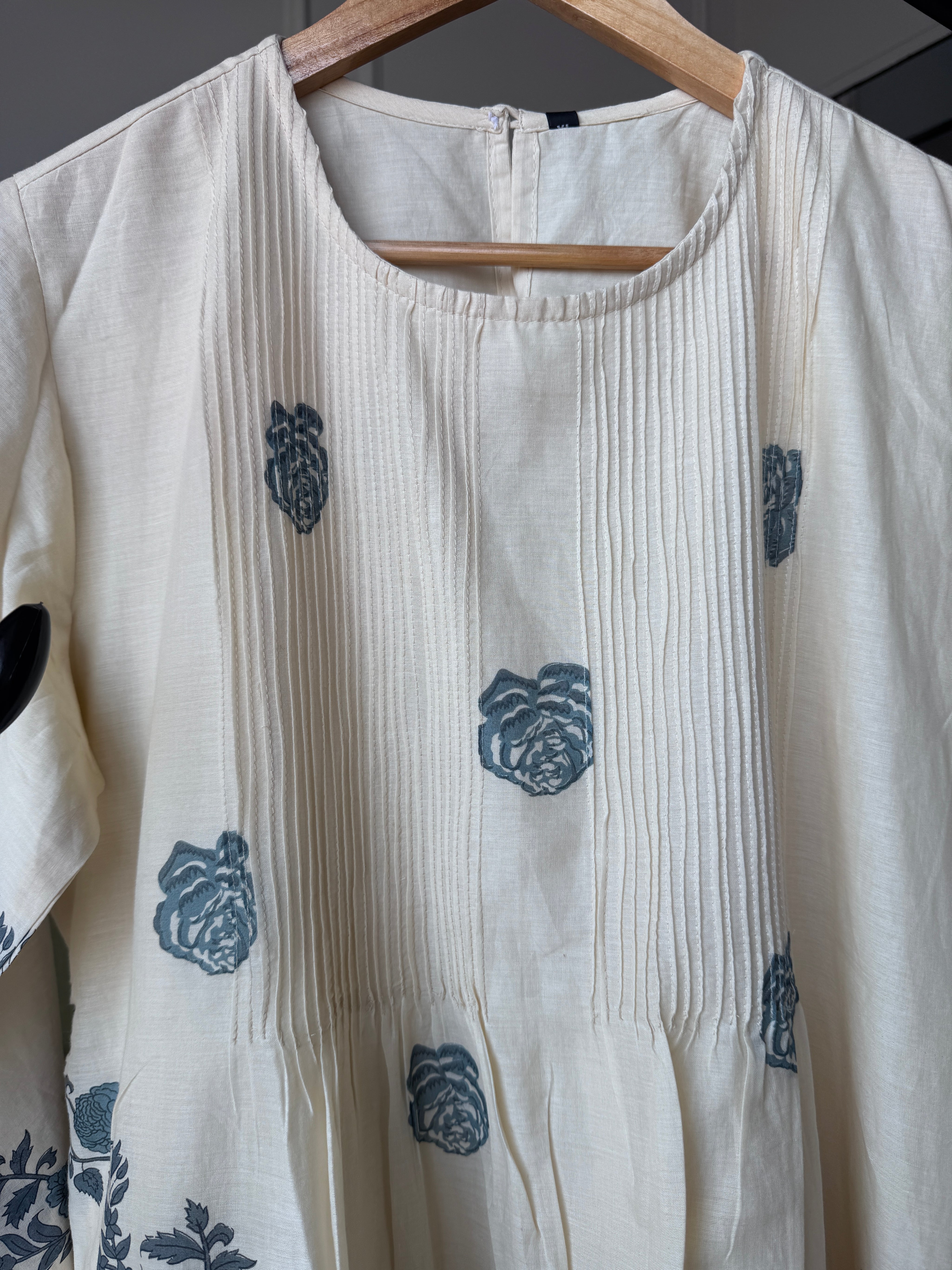 Sirsha Floral Print Cotton Dress-White