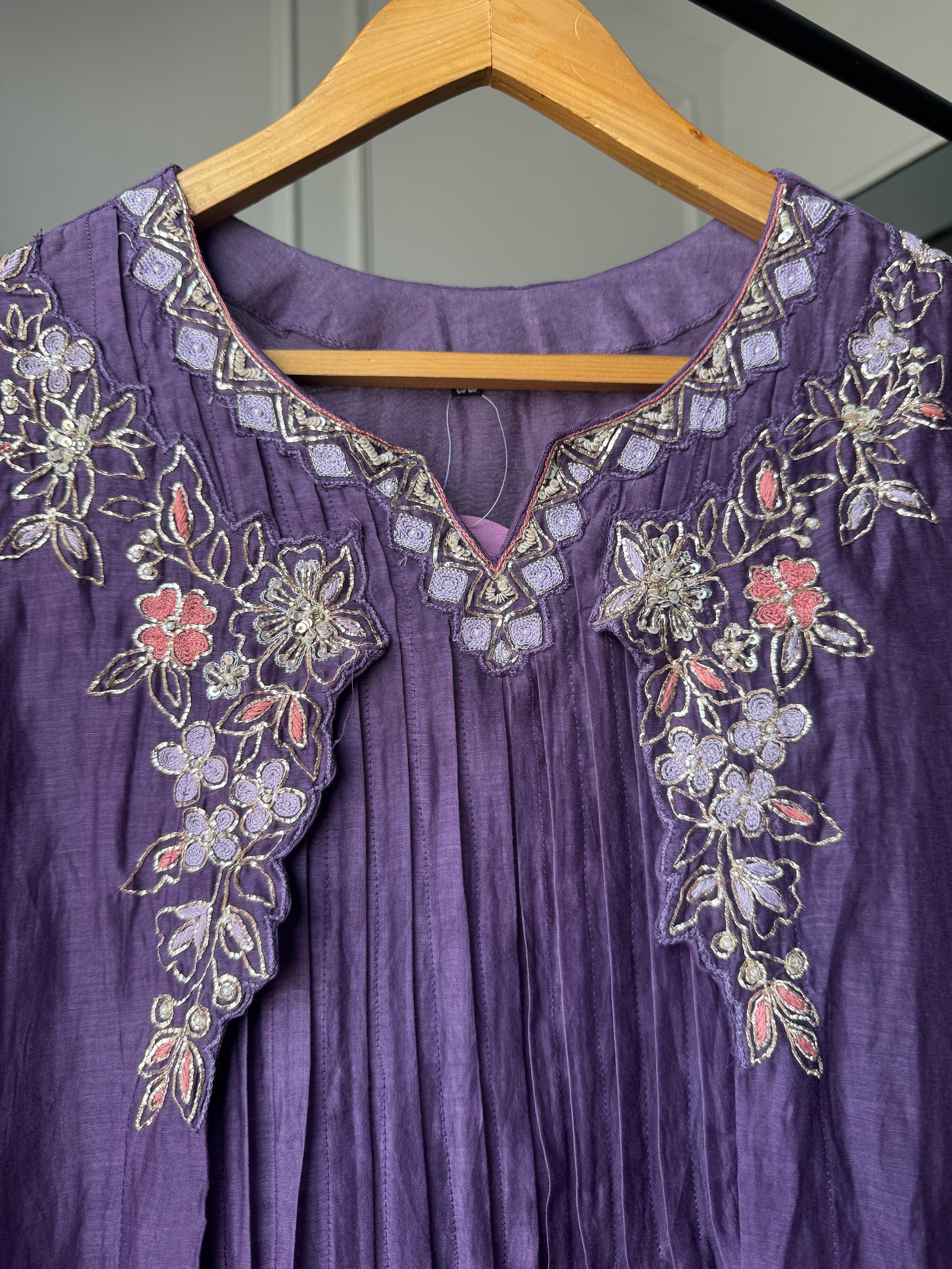 Girija Mul Chanderi Anarkali Kurti With Pants