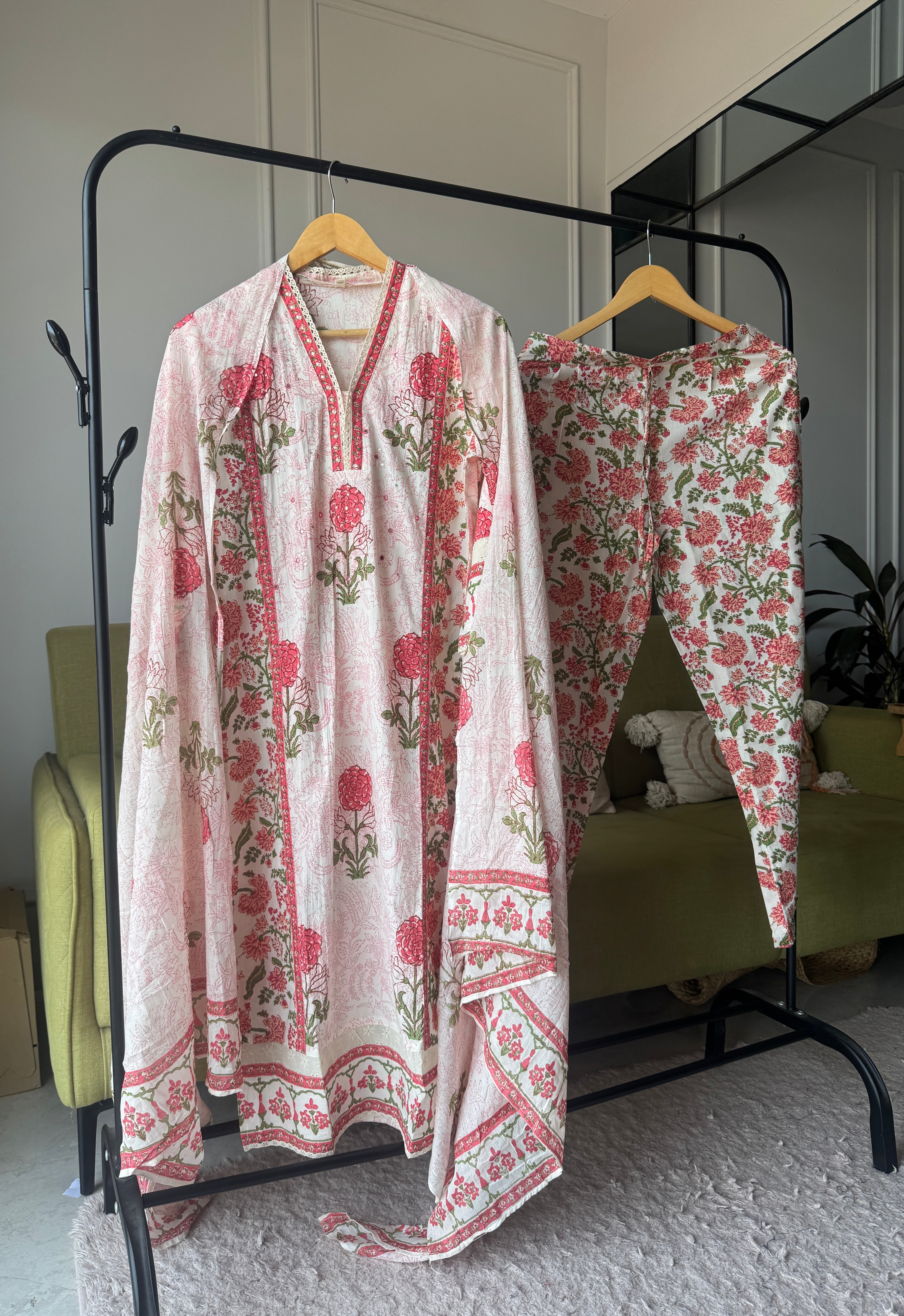 Sarika Print Set