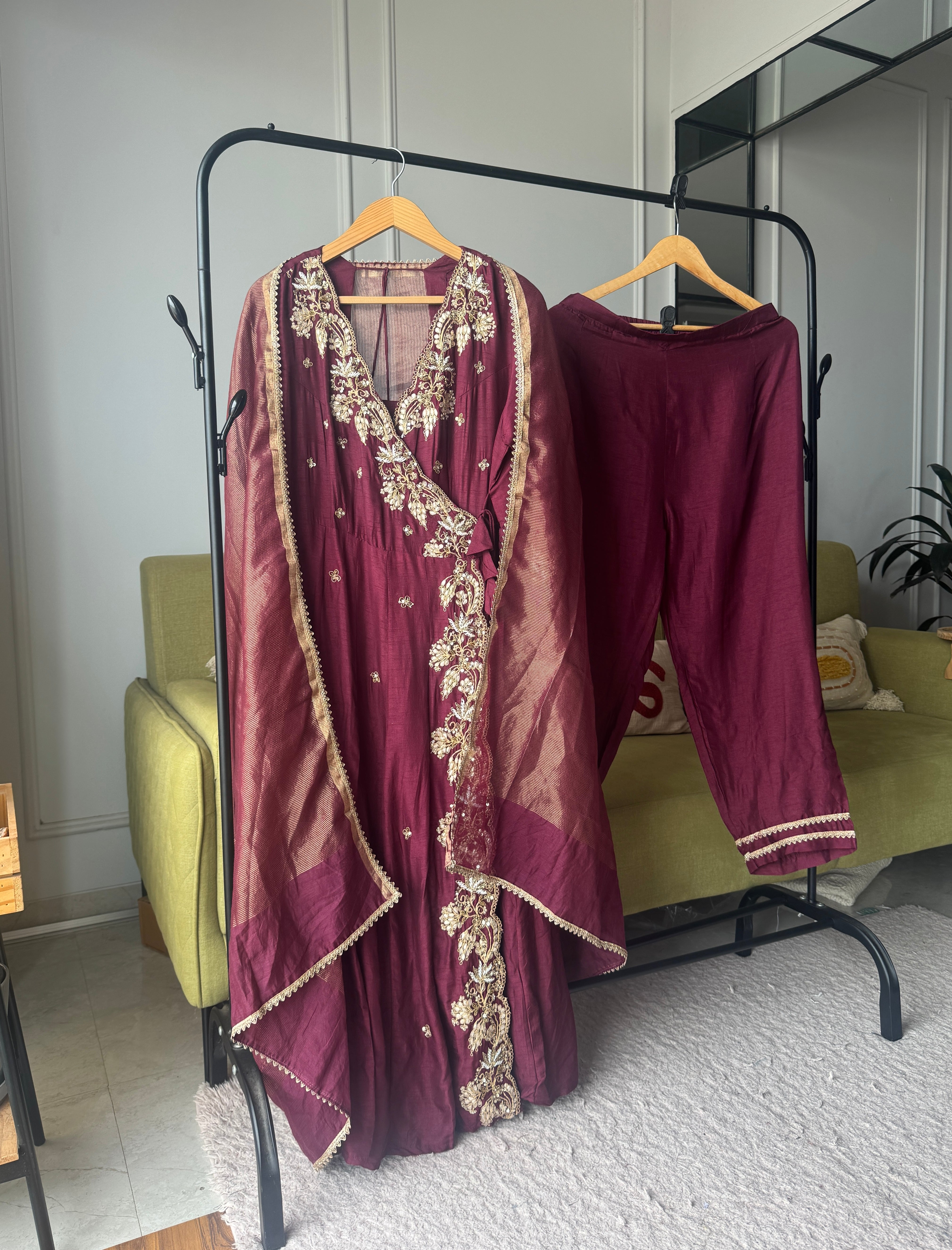 Roshini Angrakha Anarkali