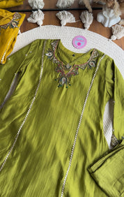 Pooja Necklaces Mul Chanderi Dress-Green