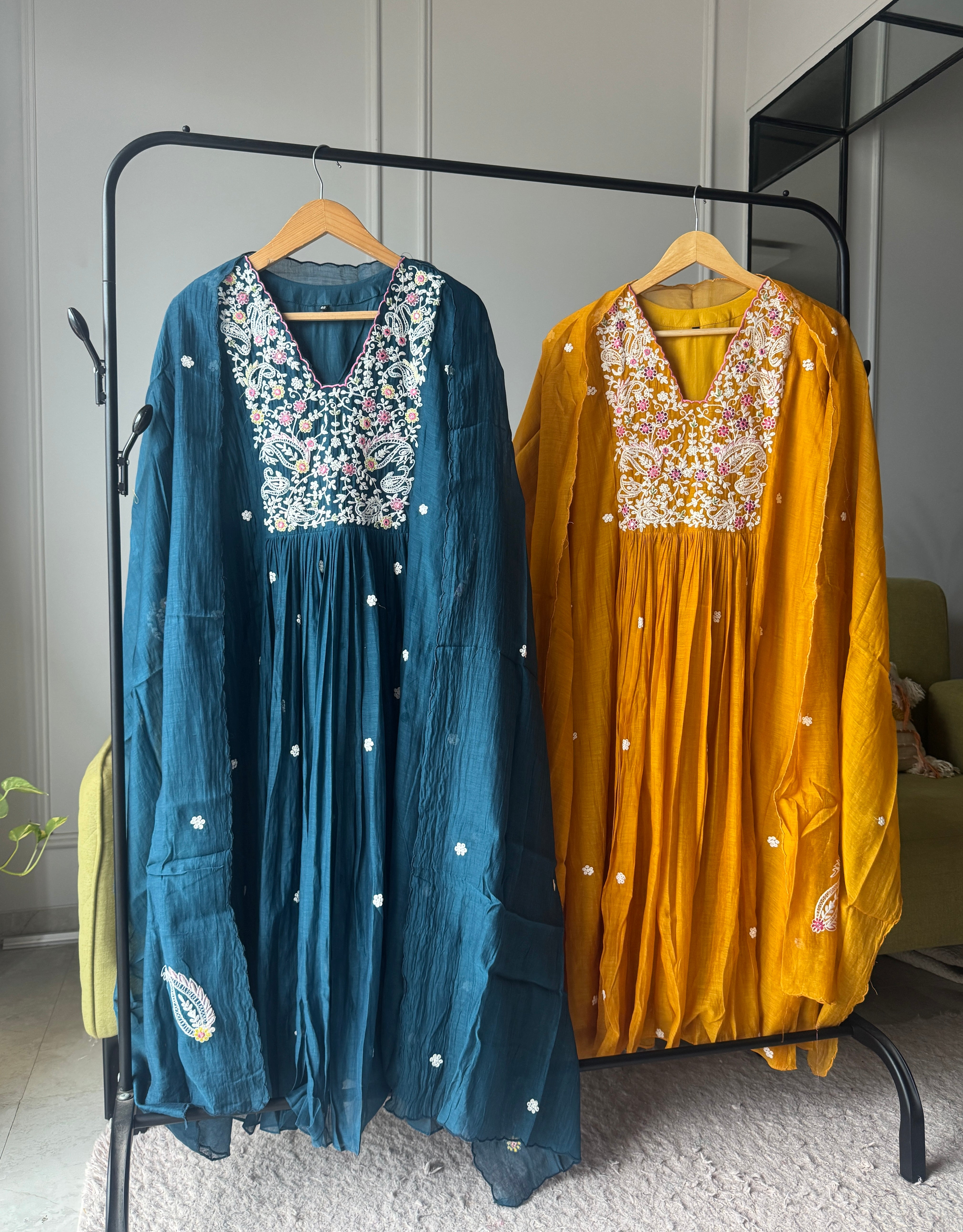 Radhika scalloped neck embroidery dress