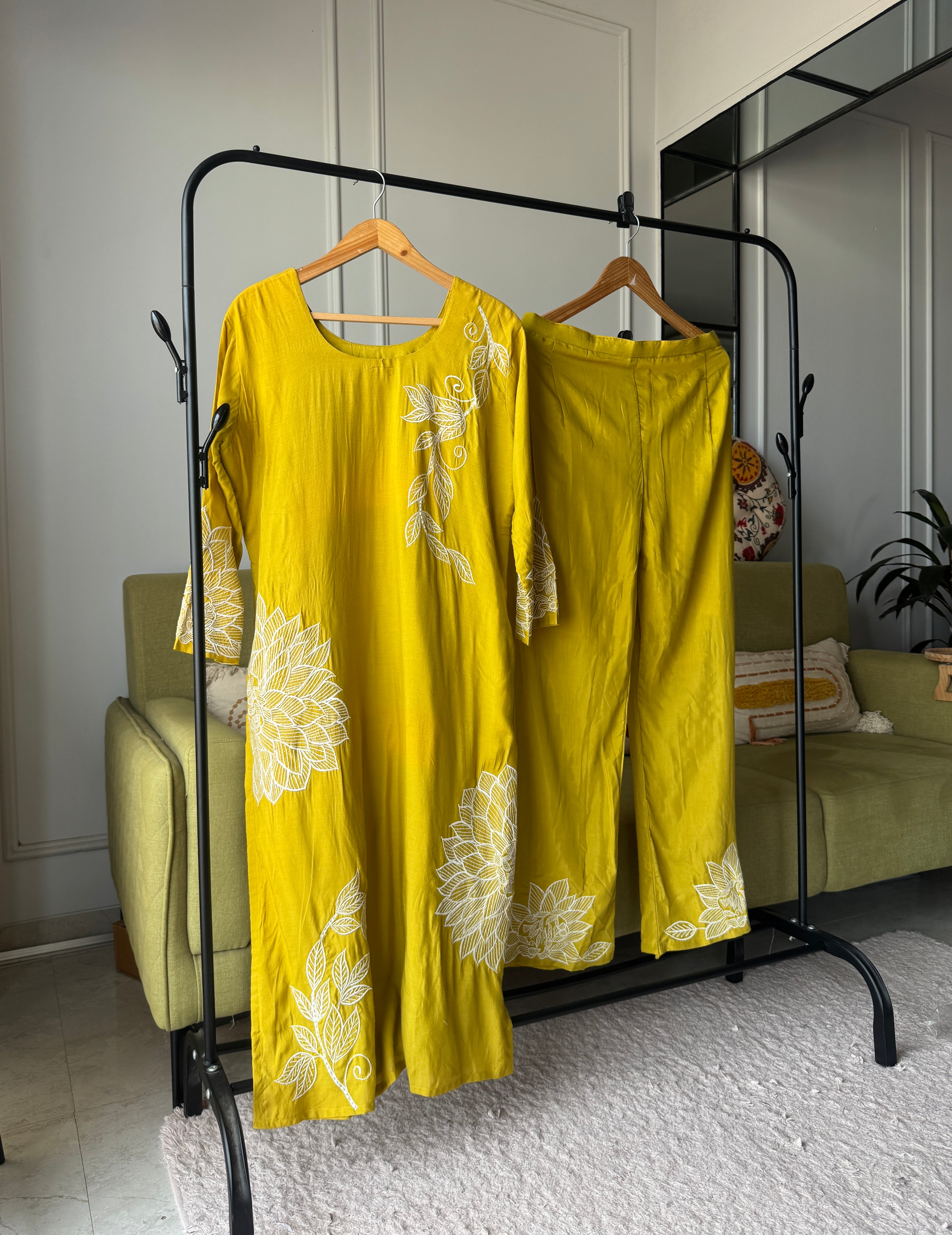 Muskan Cutwork Set