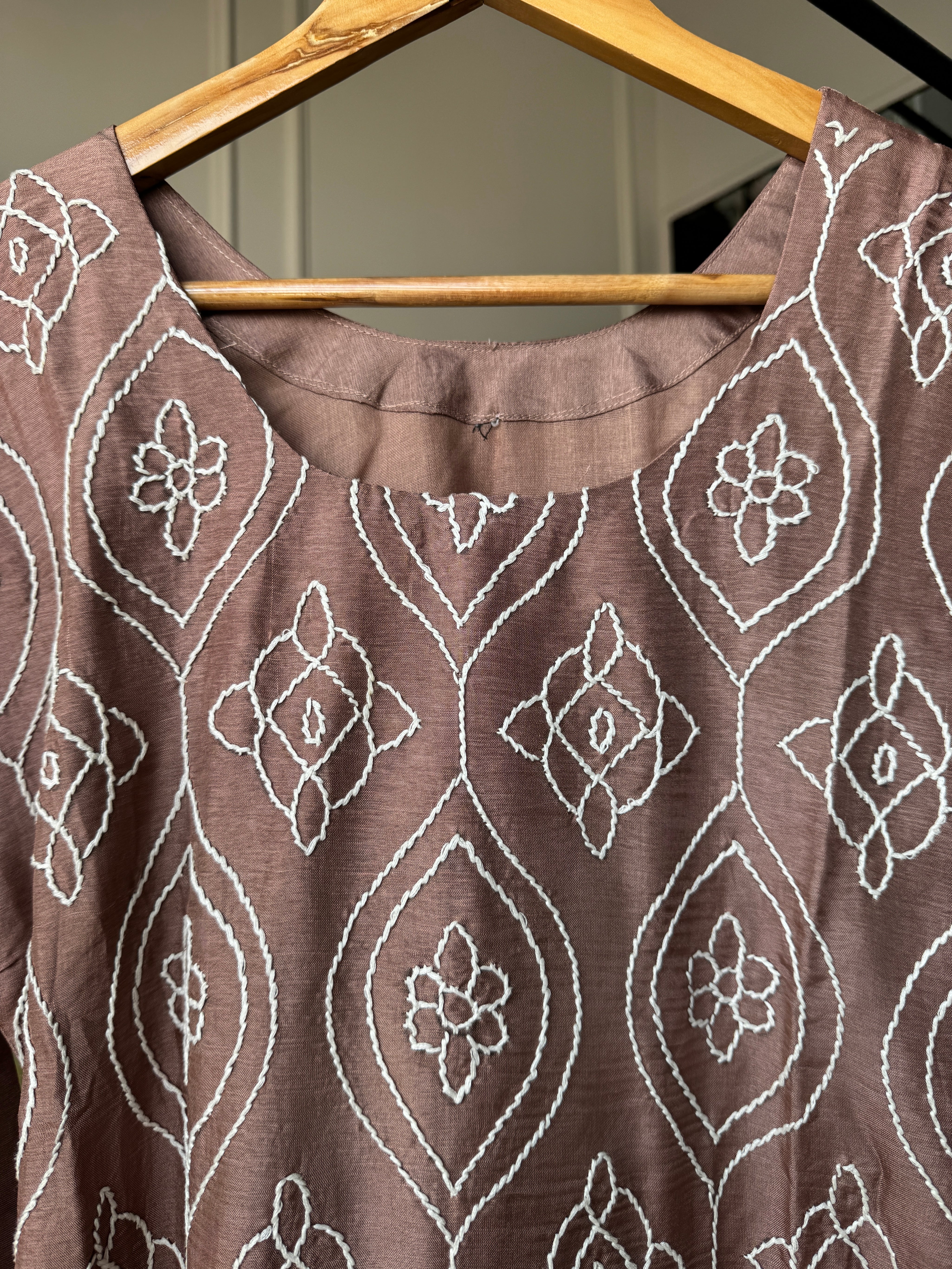 Haniya Embroided Dress- Beige