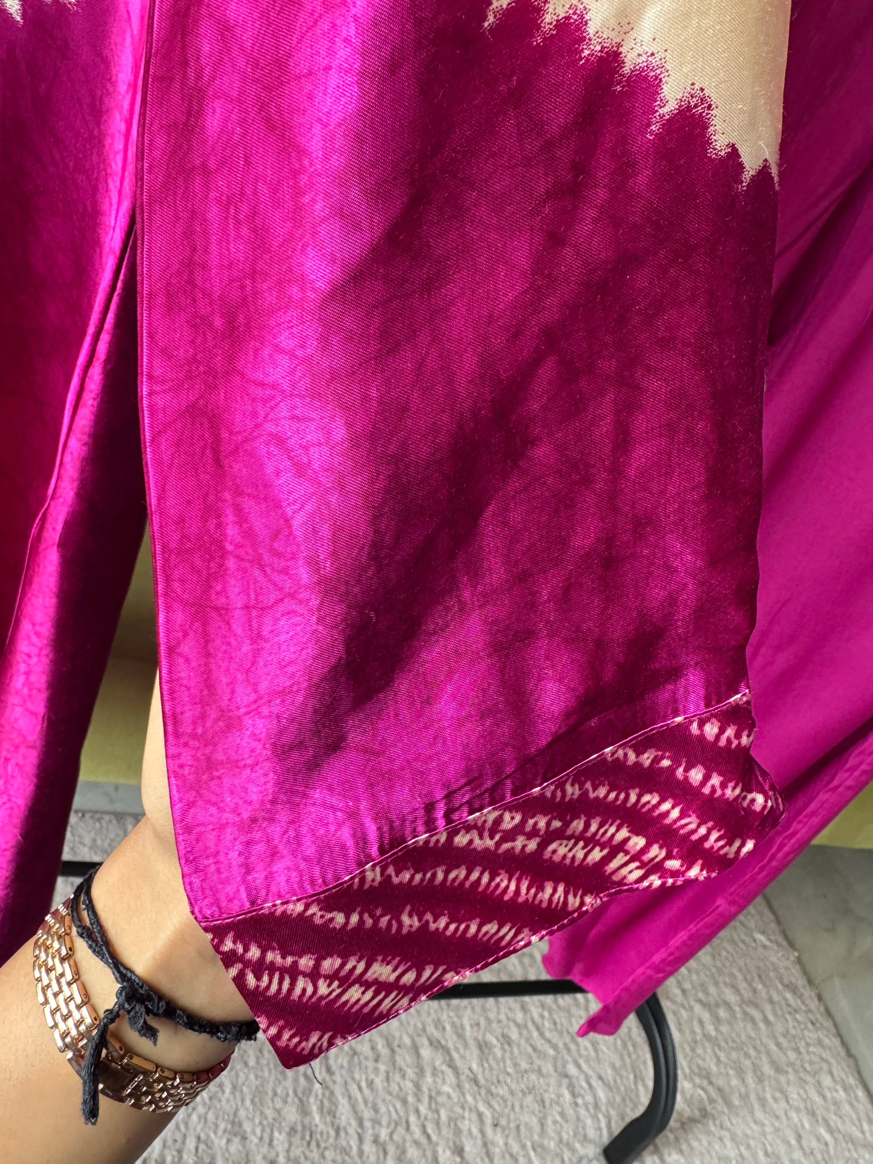 Suhana Bandhani Print Kurti And Pant Set