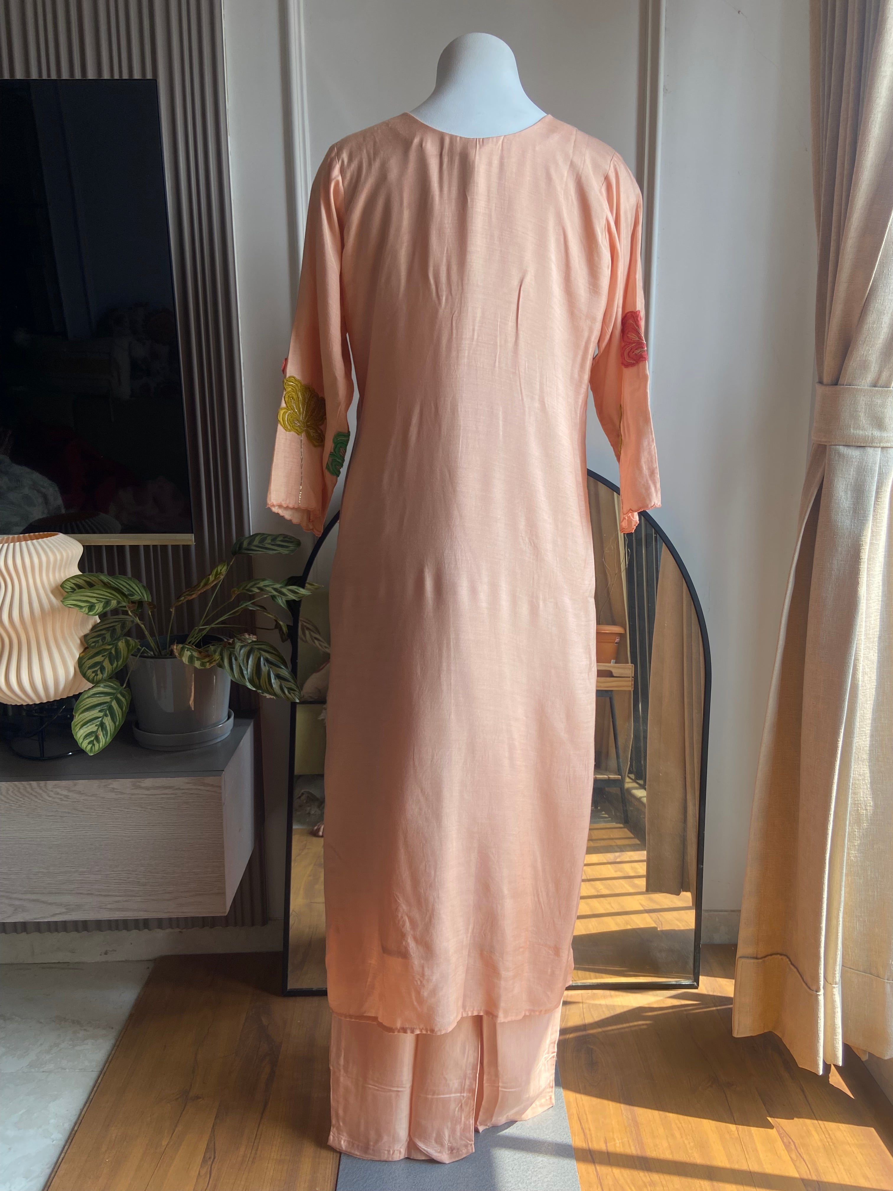 Jasmine Embroided Dress- Peach