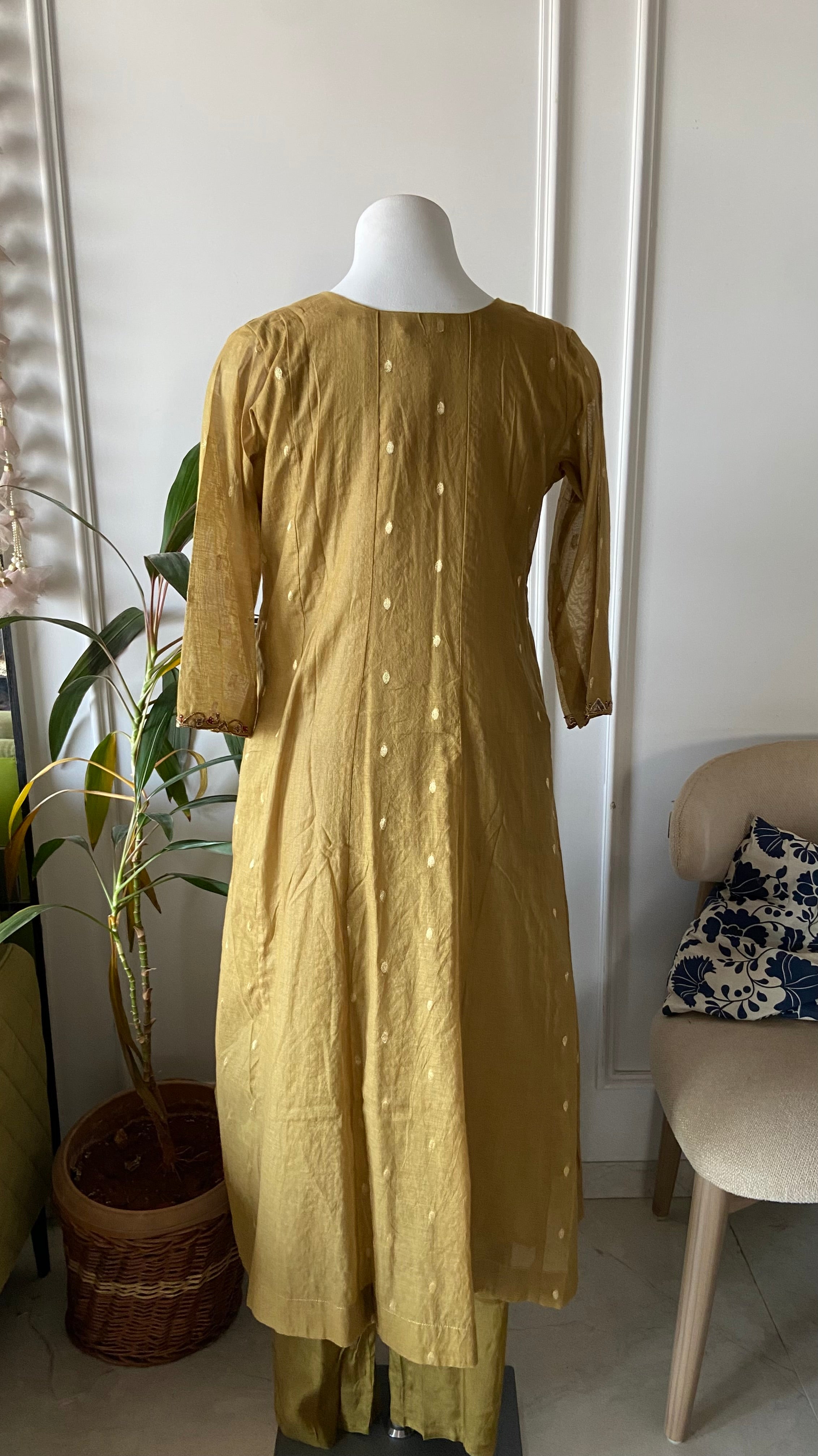 Rinkle Mul Chanderi Handwork Dress- Green