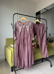Girija Mul Chanderi Anarkali Kurti With Pants