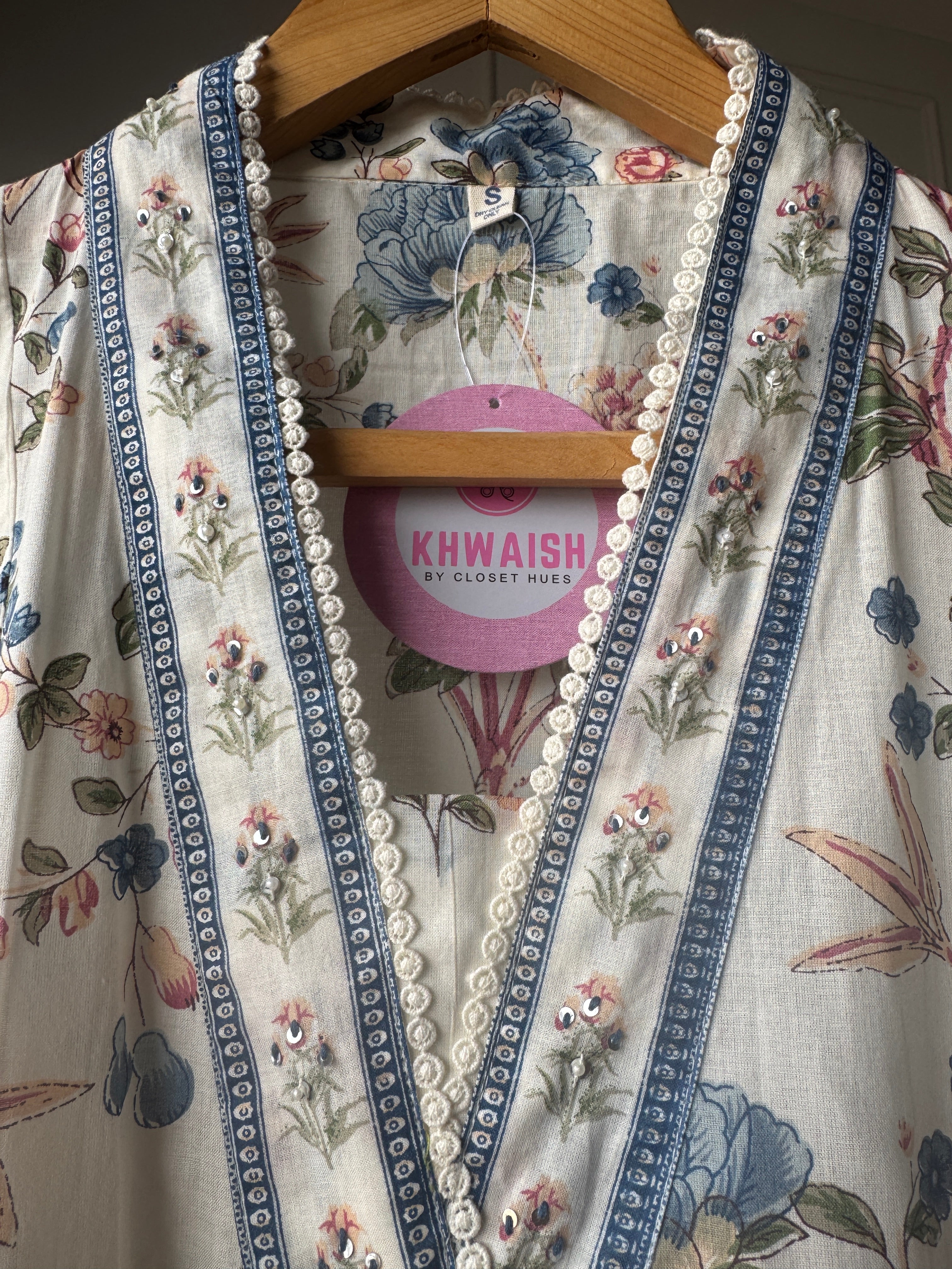 Hetali Bell Sleeves Floral Side Cut Dress