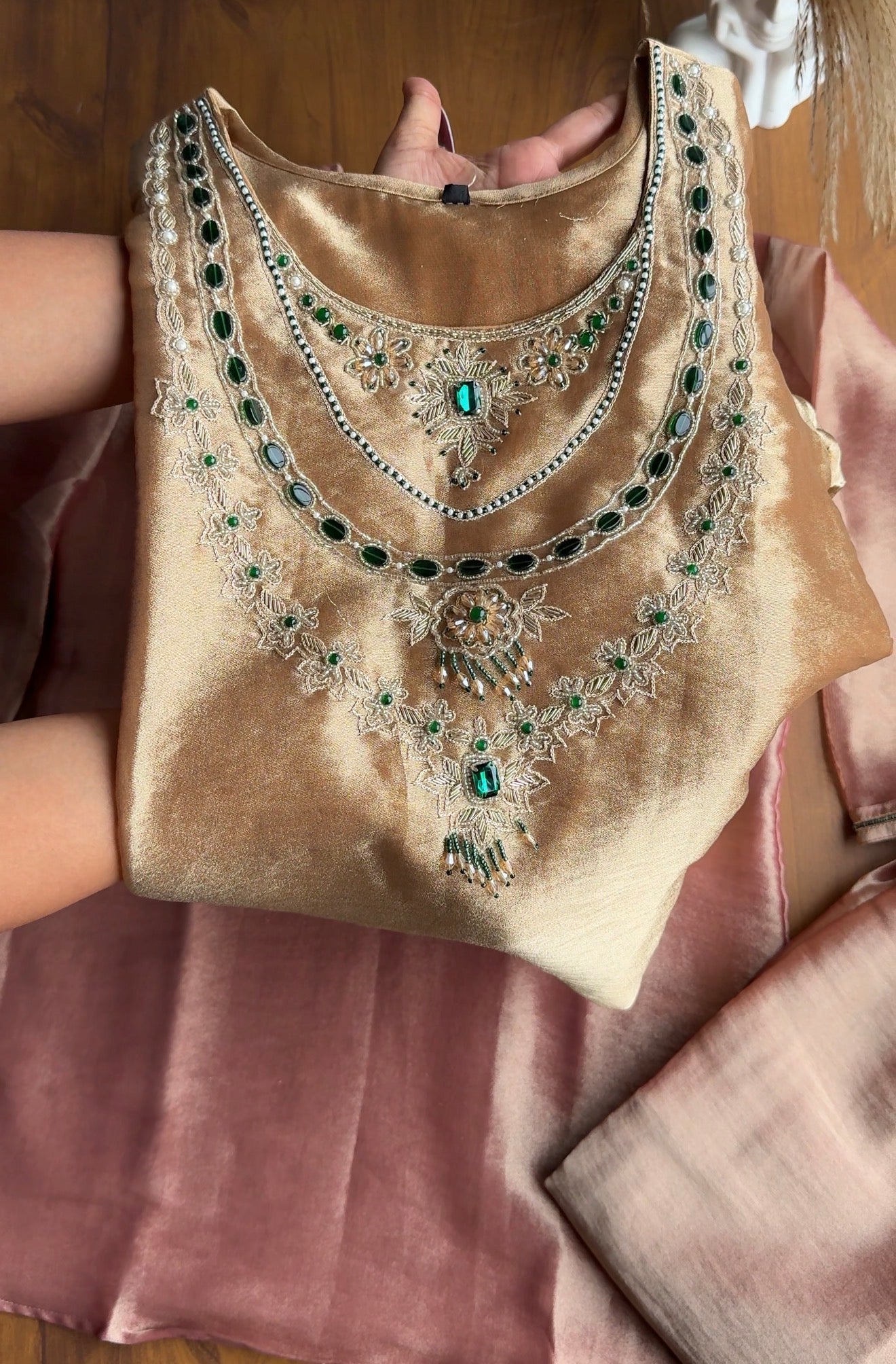 Anushka Jewal Neck Coord Set - Golden