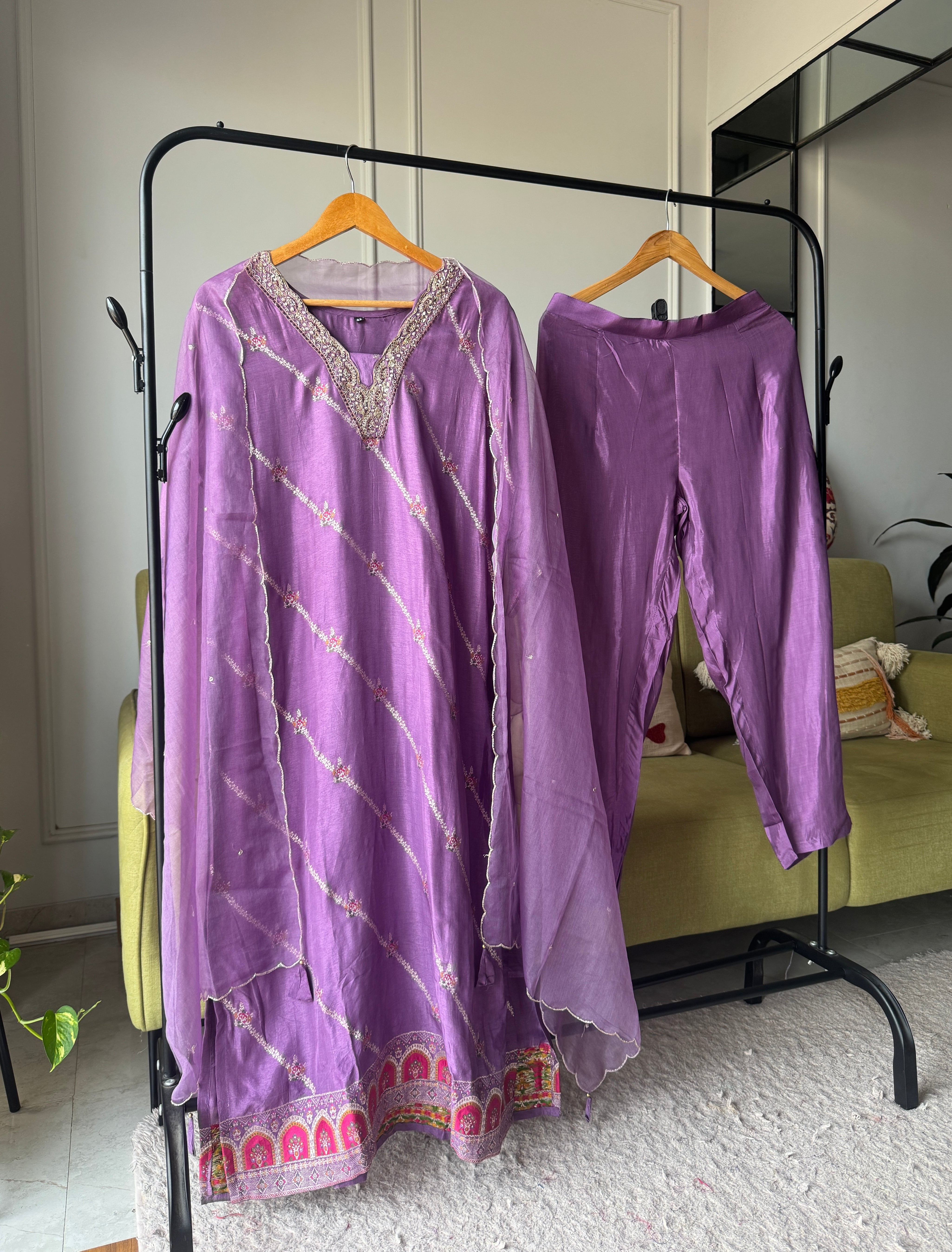 Haniya Handwork Set