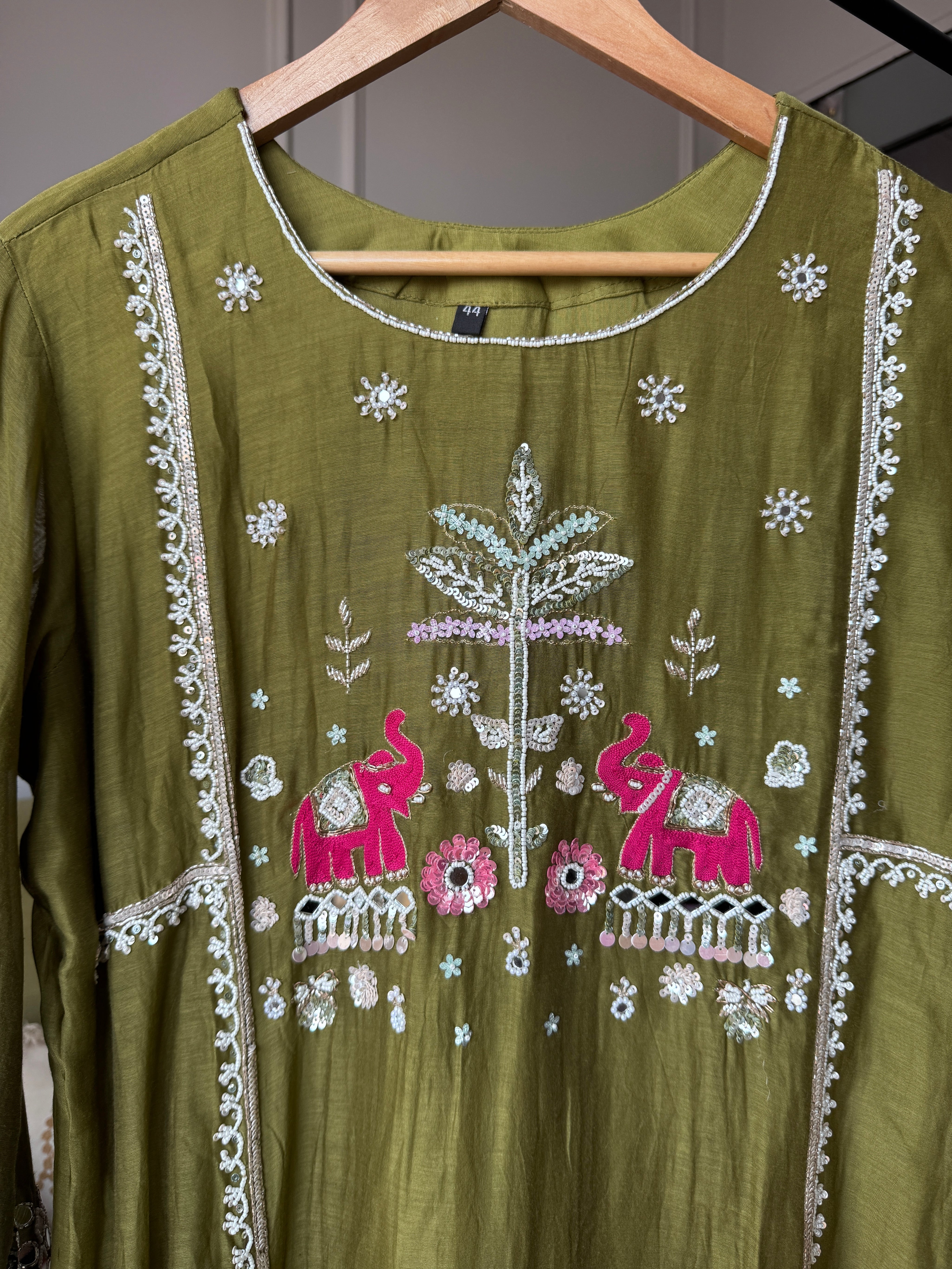 Darshana mul chanderi Handwork dress- Green