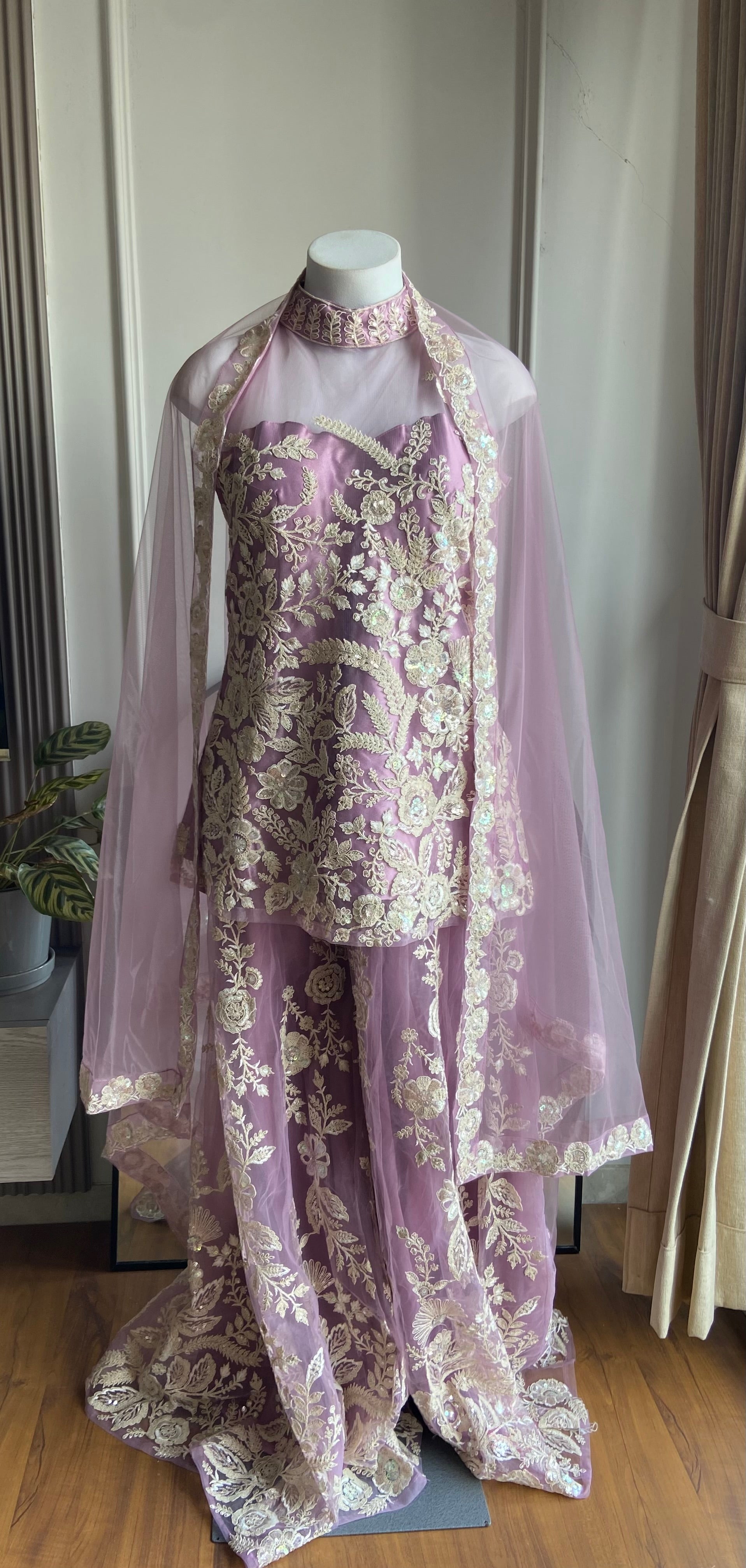 Maheen net plazzo sut with cut bead work
