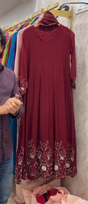 Ruhi Scalloped Neck Mul Chanderi Dress-Maroon