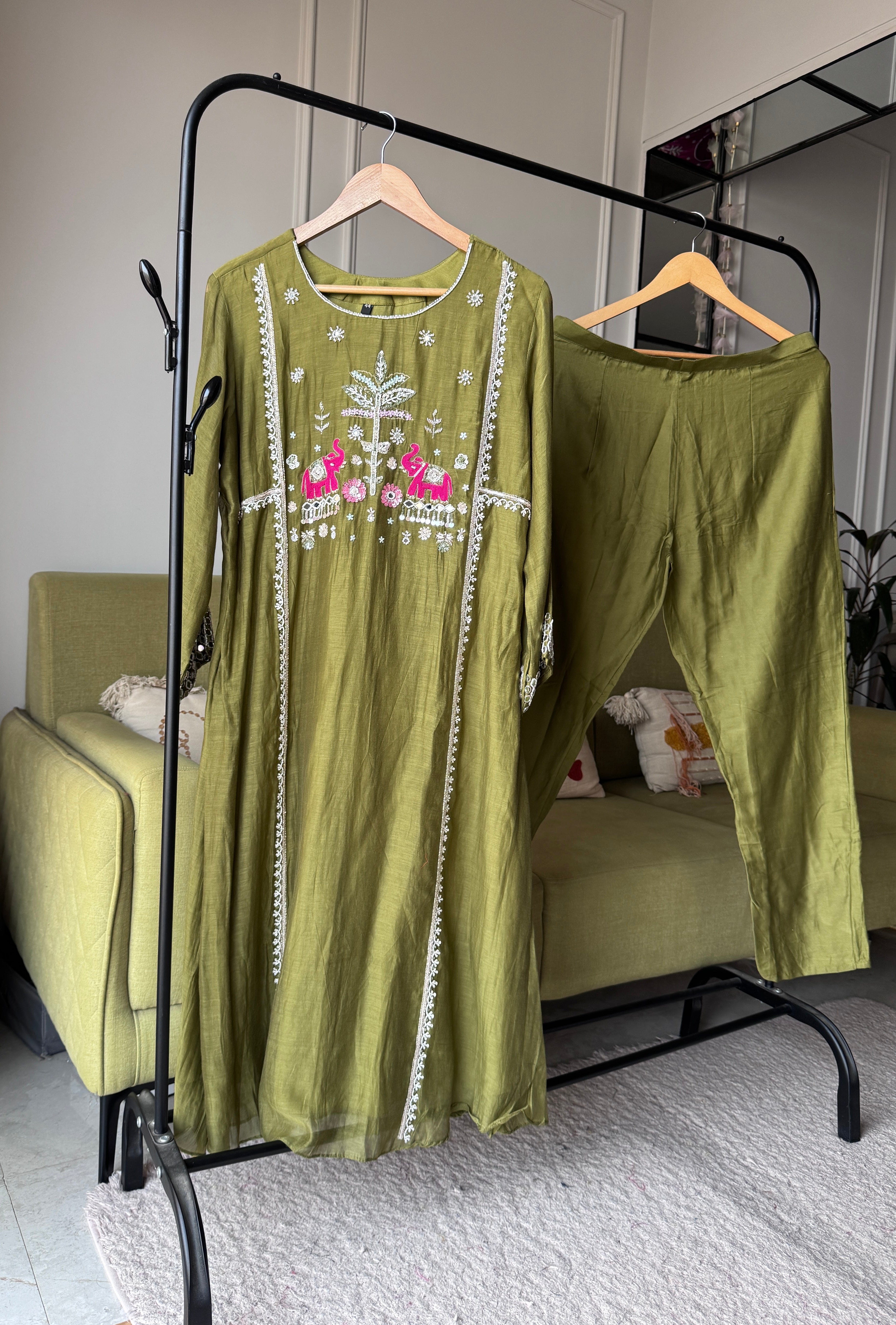 Darshana mul chanderi Handwork dress- Green