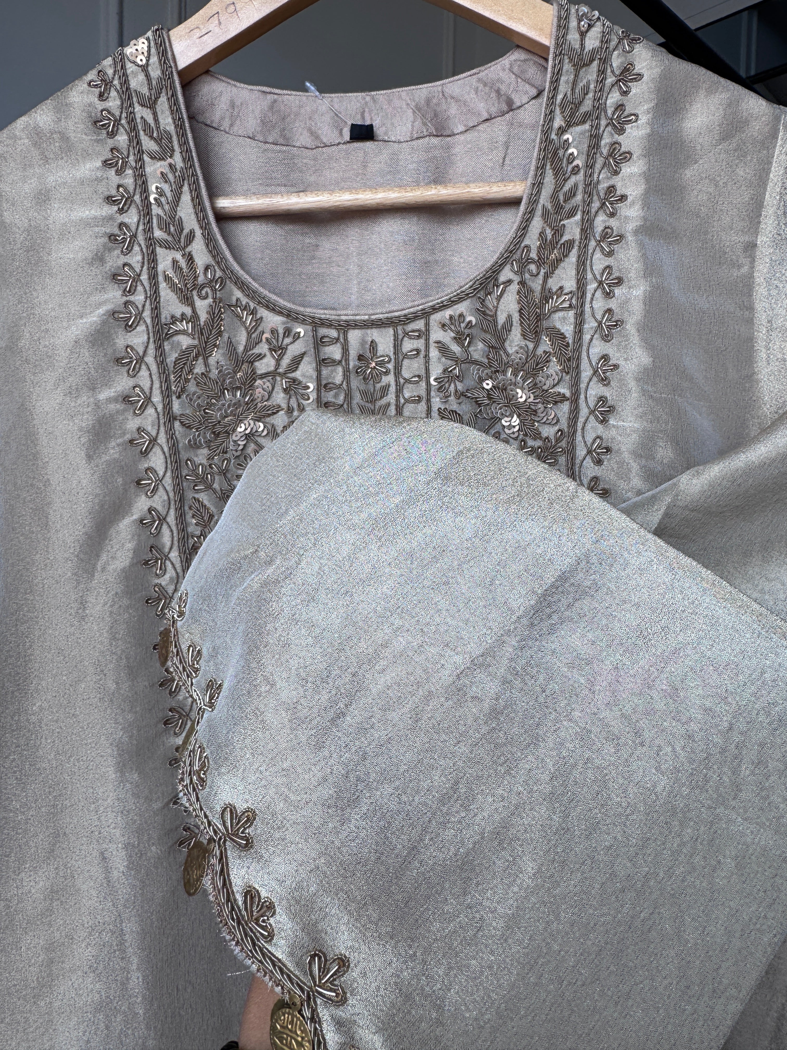 Devika Handwork Tissue Coord Set- Golden