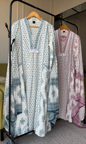 Pihu Bell Sleeves Print Cotton Dress