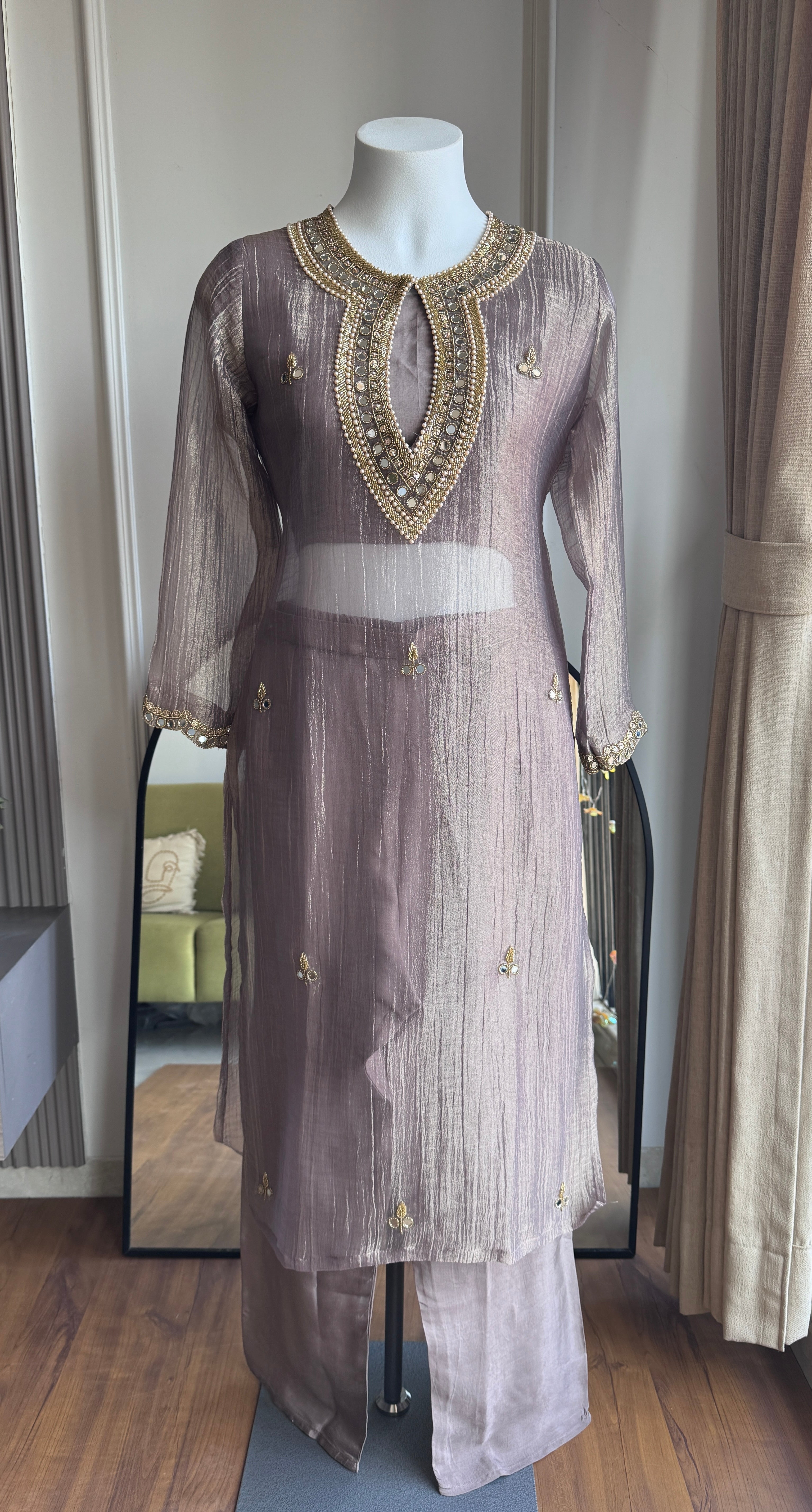 Bharti Kurta With Bustier And Pants- Lilac