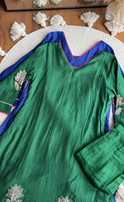 Charvi Contrast Dupatta Mul Chanderi Dress- Bottle Green