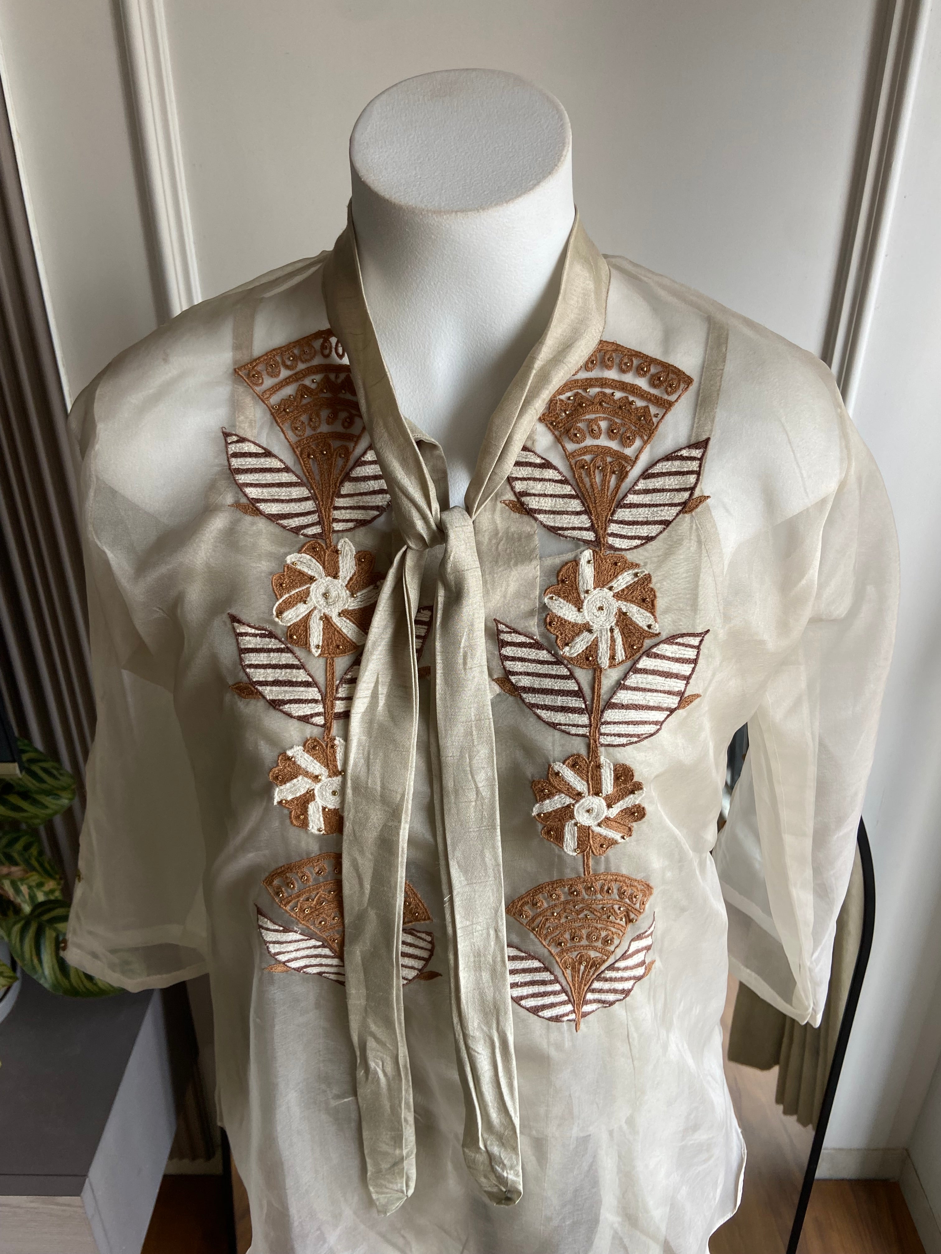Monali  short top with pant- Ivory