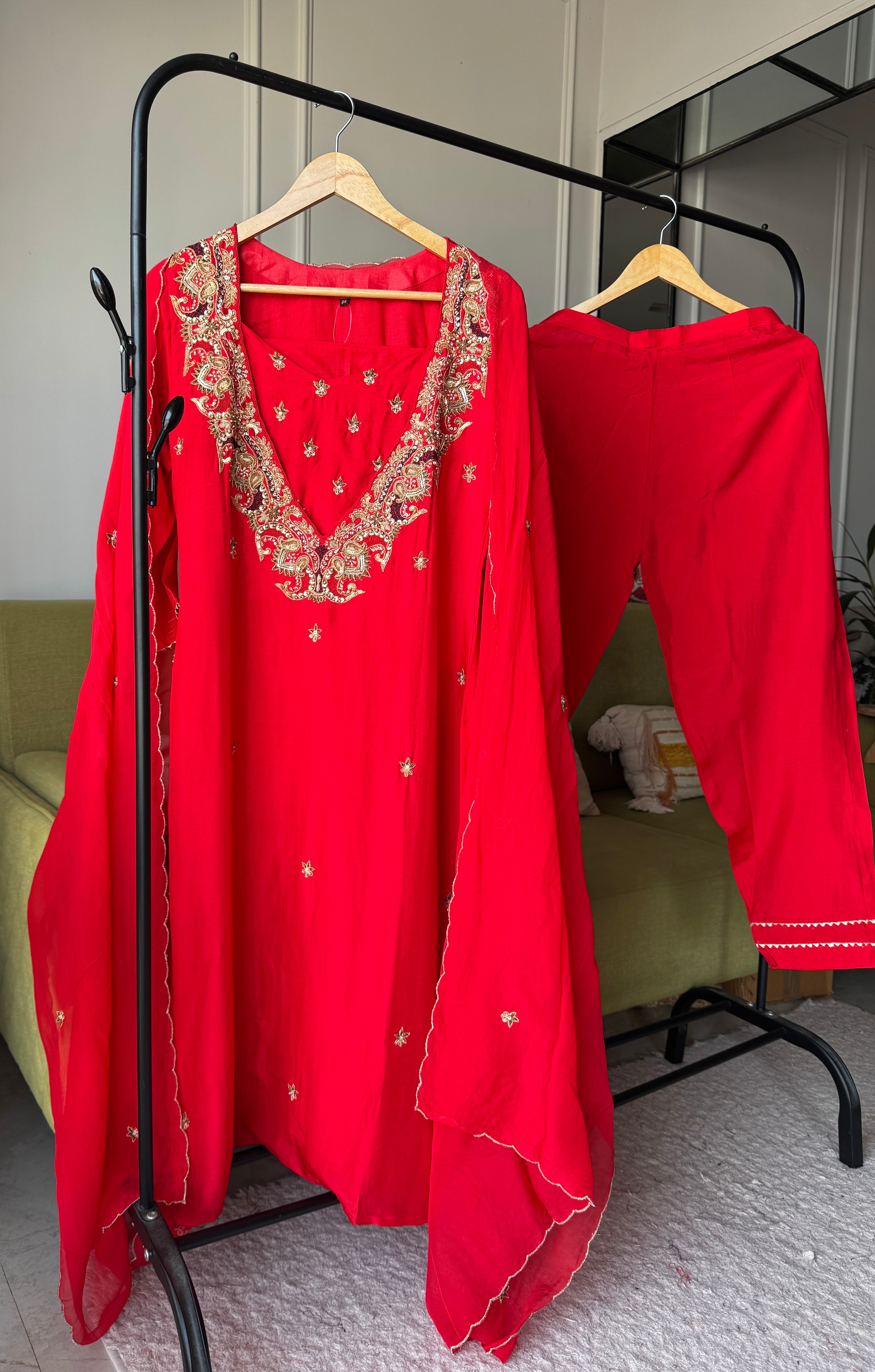 Anushka Handwork Bustier With Dupatta Dress