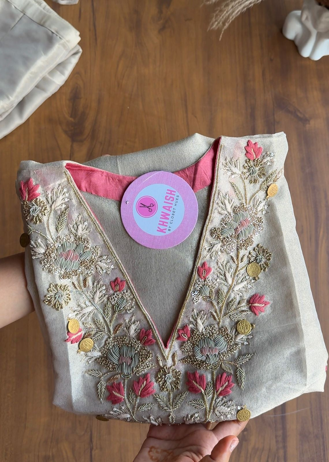 Kshitija Short Kaftan Tissue With Inner And Pants