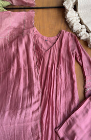 Sanjana Pleated Mul Chanderi Handwork - Dusty Pink