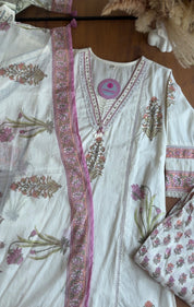 Mahi block print crochet lace dress- Pink