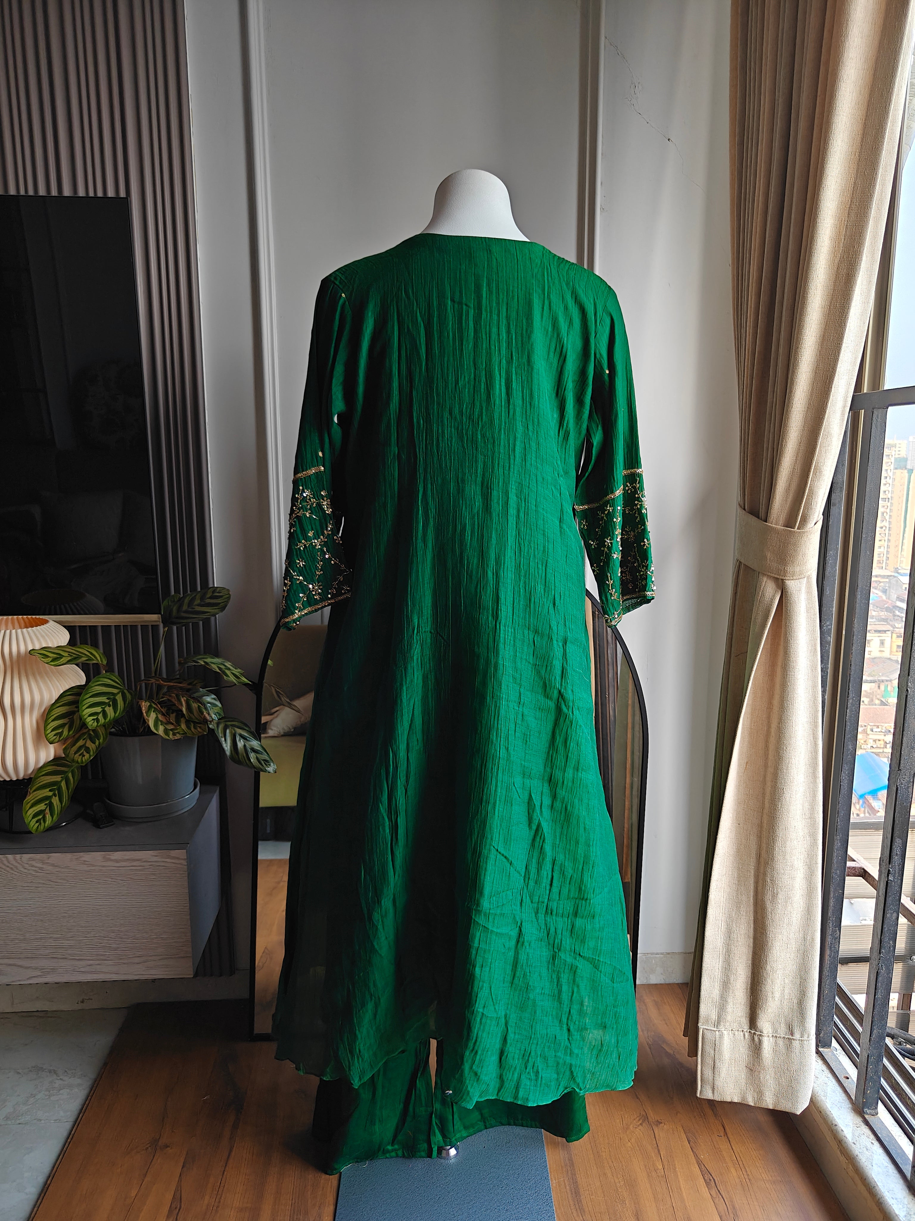 Rakhi pure mul chanderi  hand embroidery and matching dupatta(green)