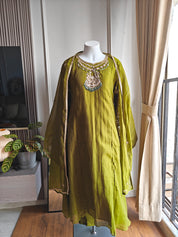 Sima Necklace Handwork Dress- Green